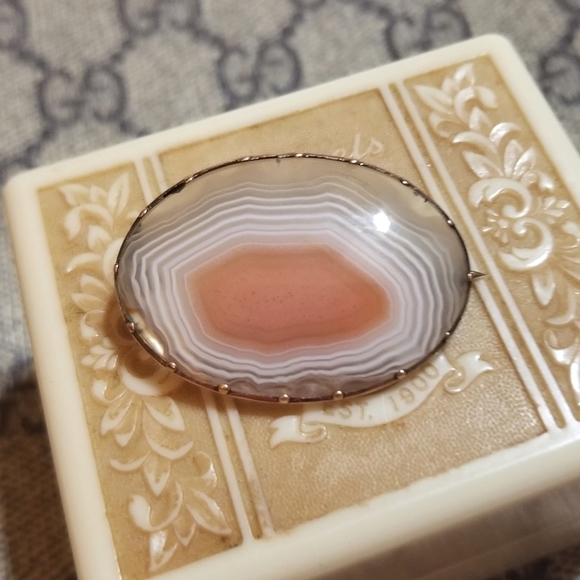 SOLID 10KT ROSE GOLD Early Victorian Banded Agate Brooch - Picture 7 of 8